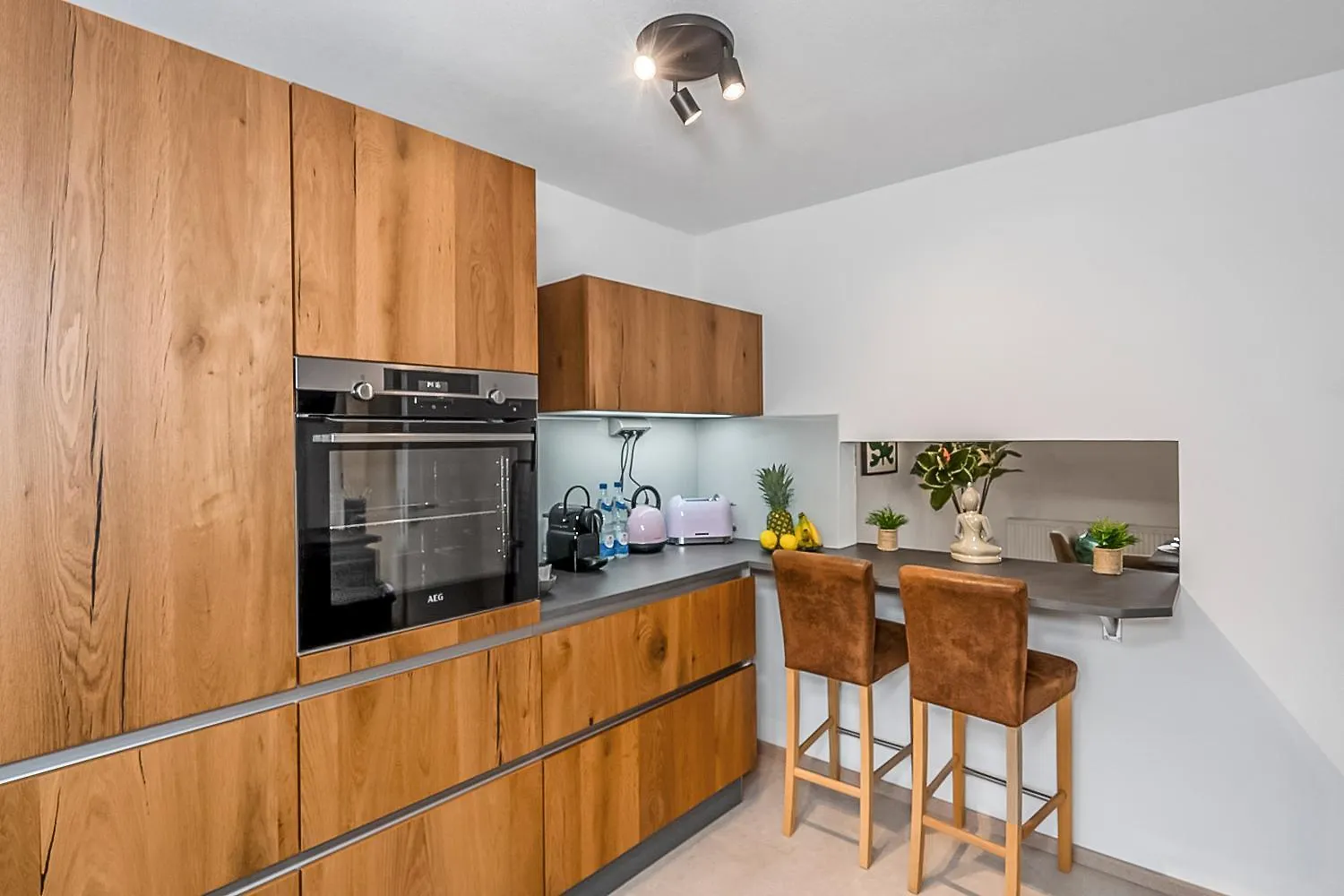 Namaste Homes - Ferienwohnung Mit Dachterrasse Bad Windsheim 0*,  Germany