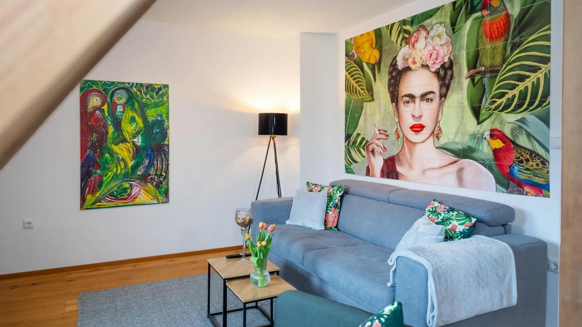 Apartment Namaste Homes - Ferienwohnung Mit Dachterrasse Bad Windsheim