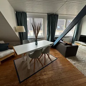 cosy-central-flat-near-dusseldorf-center.topcolognehotels.com/